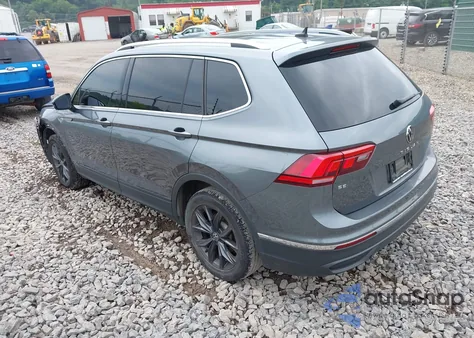 2022 Volkswagen Tiguan 2.0T Se z USA, uszkodzony, nr VIN 3VV2B7AX8NM042171